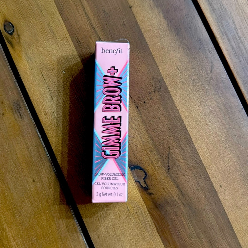 Never opened Benefit Gimmie Brow+ #3 Neutral Light Brown